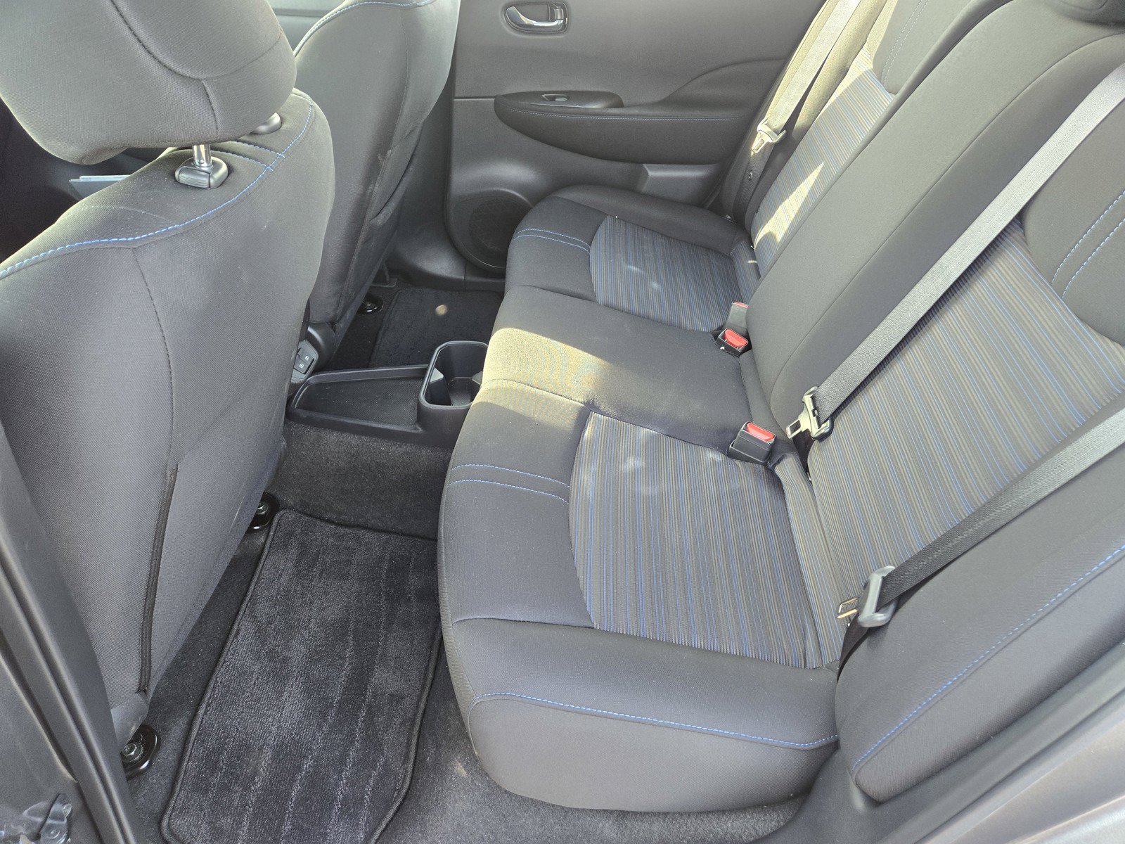 Certified 2025 Nissan Leaf S FWD image 10