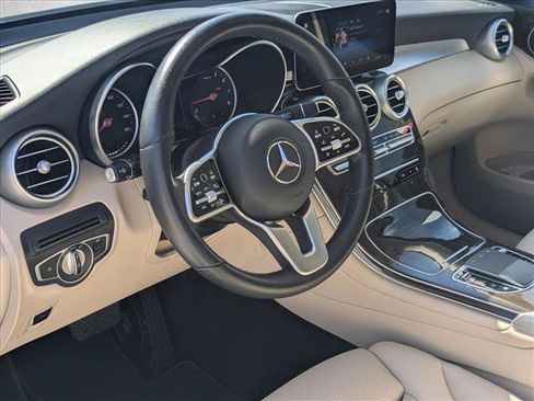 Used 2022 Mercedes-Benz GLC 300 4MATIC image 10
