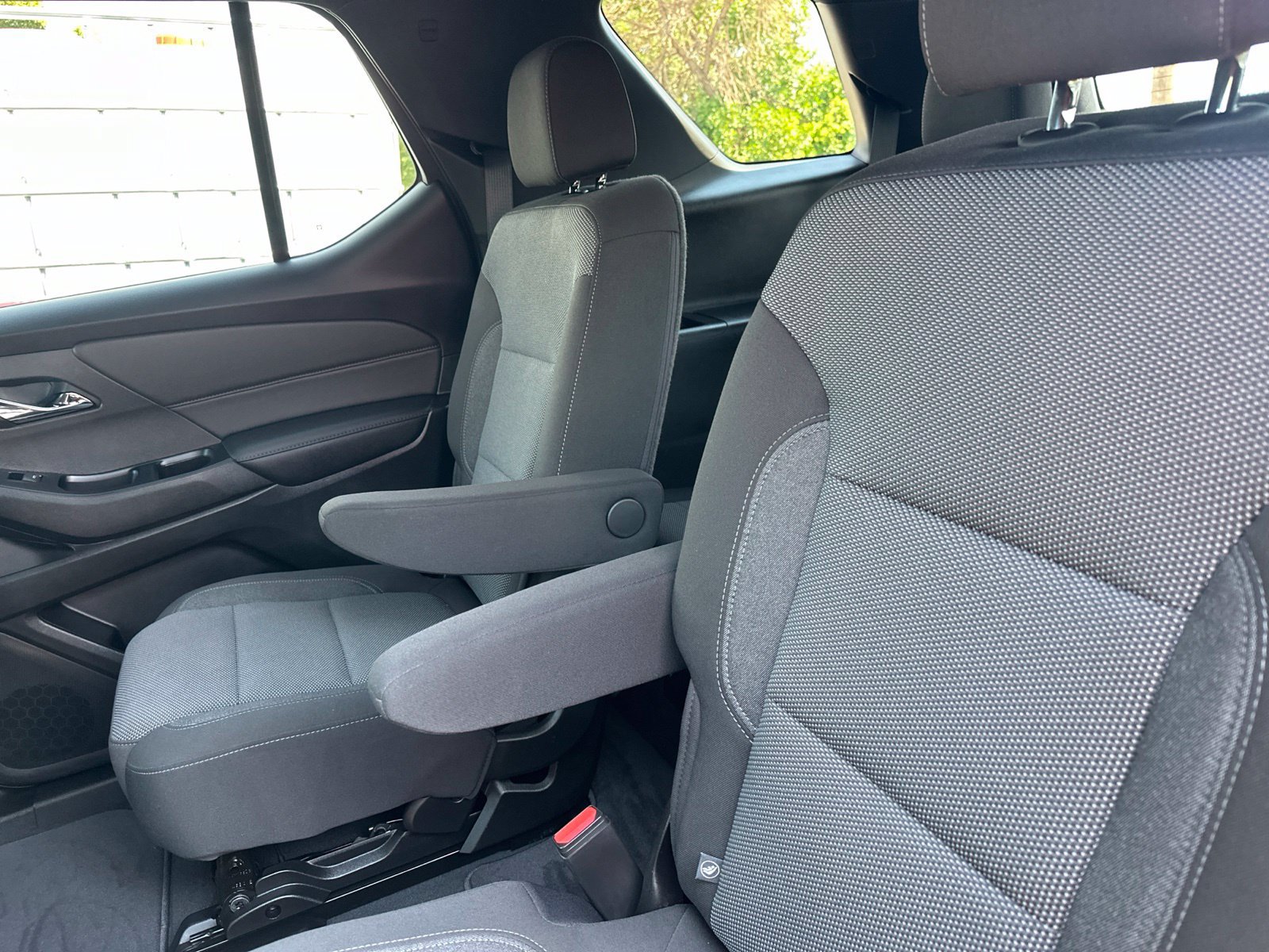 Used 2023 Chevrolet Traverse LT AWD/4WD image 24