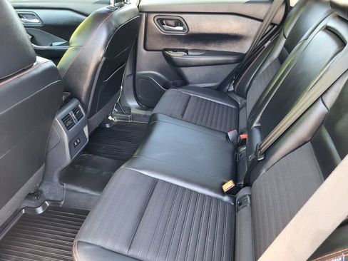 Certified 2025 Nissan Rogue SV AWD/4WD image 21
