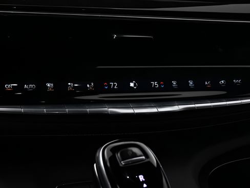 Used 2023 Cadillac Escalade Sport Platinum AWD/4WD image 51