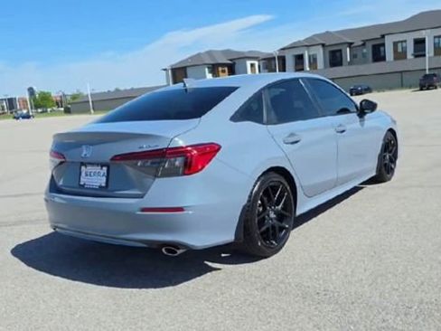 Used 2023 Honda Civic Sport image 7