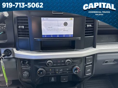 New 2026 Ford F250 XL w/ XL Chrome Package RWD image 27