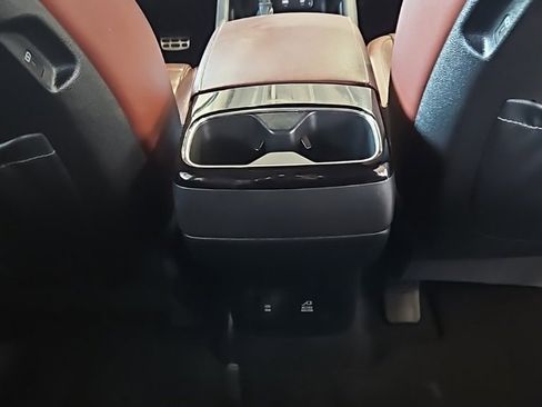 Used 2023 Kia Telluride SX Prestige image 18