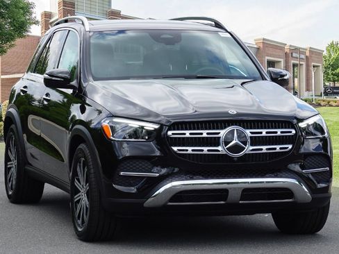 Used 2026 Mercedes-Benz GLE 350 4MATIC image 3
