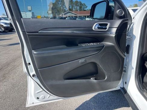 Used 2021 Jeep Grand Cherokee Limited w/ Premium Lighting Group image 19