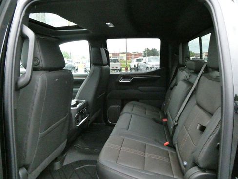 New 2026 Chevrolet Silverado 1500 High Country w/ High Country Premium Package AWD/4WD image 15