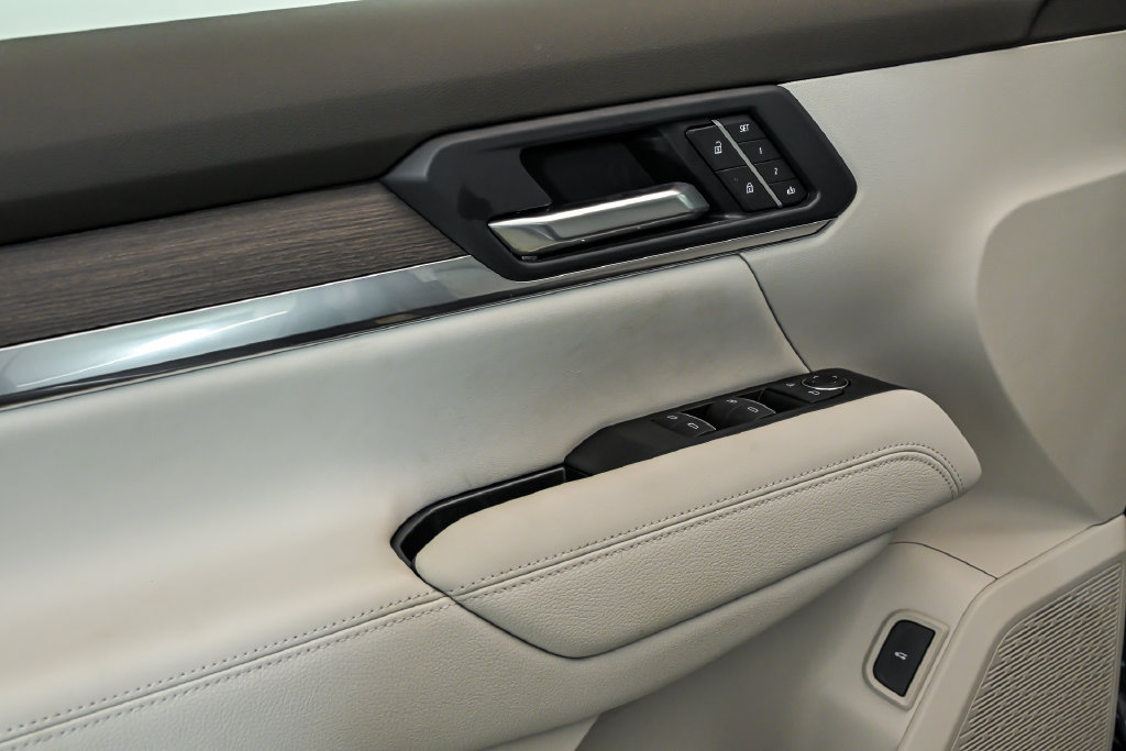 New 2027 GMC Terrain Denali w/ LPO, Floor Liner Package AWD/4WD image 5