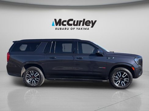 Used 2023 GMC Yukon XL AT4 image 9