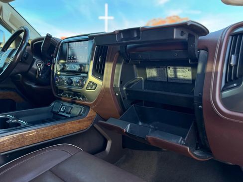 Used 2016 Chevrolet Silverado 2500 High Country w/ High Country Premium Package image 23