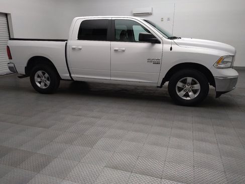Used 2021 RAM 1500 Classic SLT AWD/4WD image 11