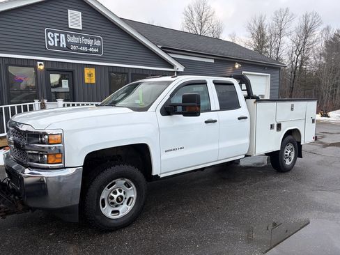 Used 2019 Chevrolet Silverado 2500 W/T w/ WT Convenience Package image 2