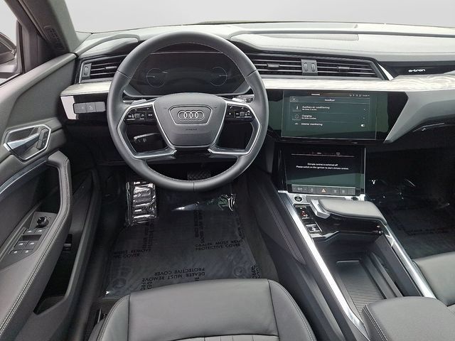 Used 2023 Audi e-tron Premium AWD/4WD image 11