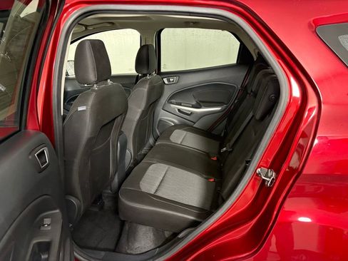 Certified 2018 Ford EcoSport SE image 30