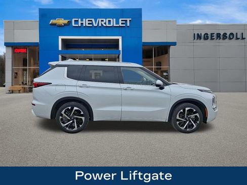 Used 2022 Mitsubishi Outlander SEL image 10