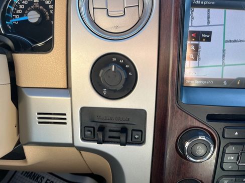 Used 2013 Ford F150 King Ranch w/ King Ranch Luxury Pkg image 17