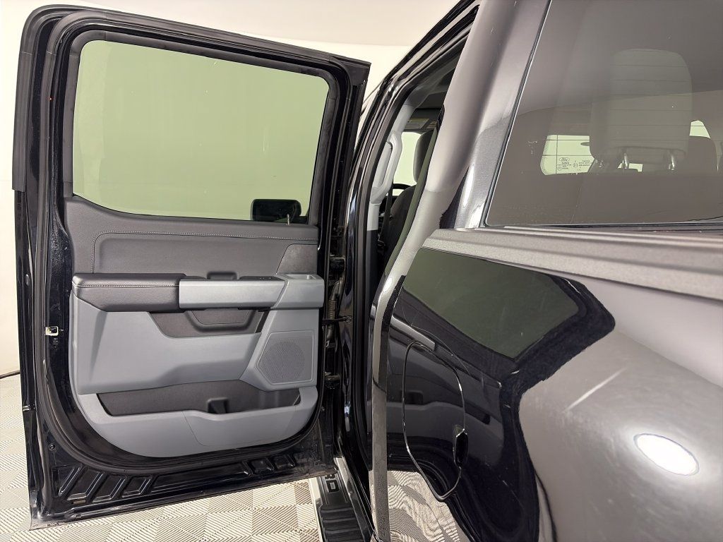 Used 2025 Ford F150 XLT w/ Equipment Group 301A Standard AWD/4WD image 12