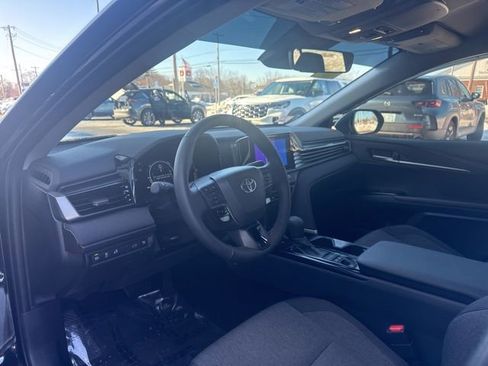 Used 2026 Toyota Camry LE w/ Convenience Package image 9