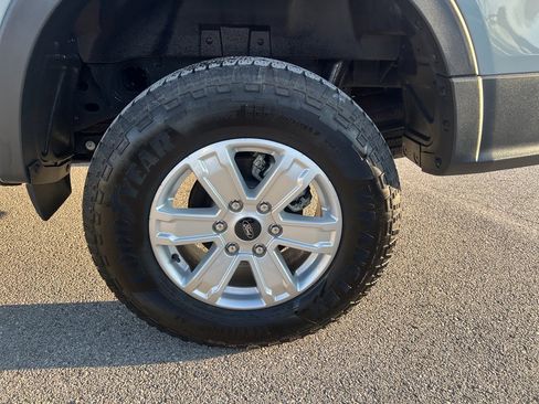 Certified 2024 Ford Ranger XL image 18