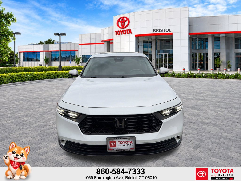Used 2023 Honda Accord EX image 2