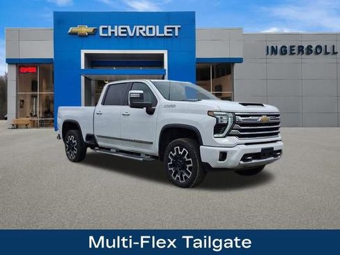 Used 2024 Chevrolet Silverado 2500 High Country image 42