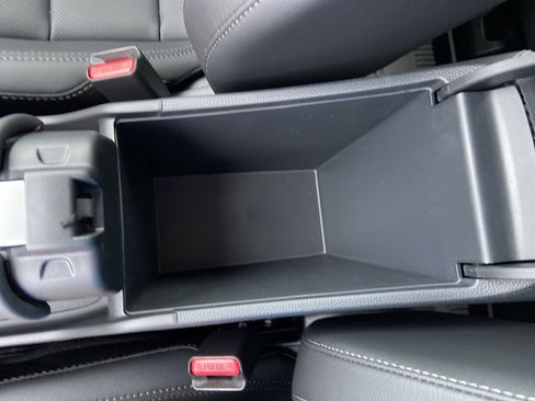 New 2026 Honda HR-V EX-L image 39