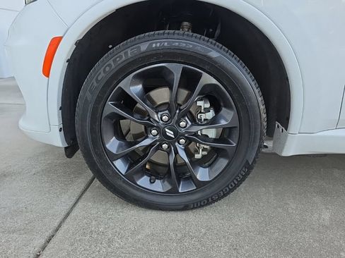 Used 2025 Dodge Durango GT AWD/4WD image 36