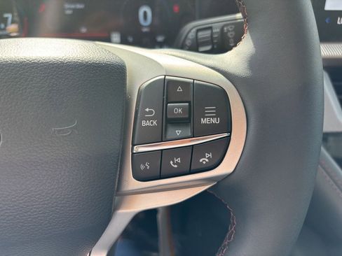 New 2026 Ford Explorer Active RWD image 31