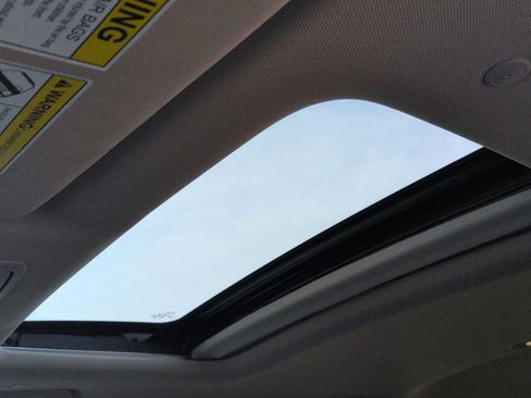 Used 2024 Honda CR-V EX image 19