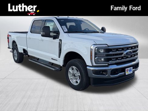 New 2026 Ford F350 XLT w/ XLT Premium Package AWD/4WD image 1