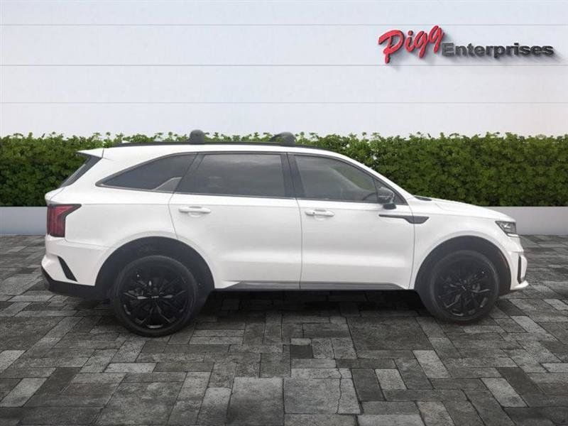 Used 2023 Kia Sorento SX FWD image 6