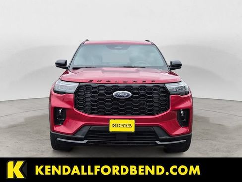Used 2026 Ford Explorer ST-Line w/ ST-Line Street Pack AWD/4WD image 8