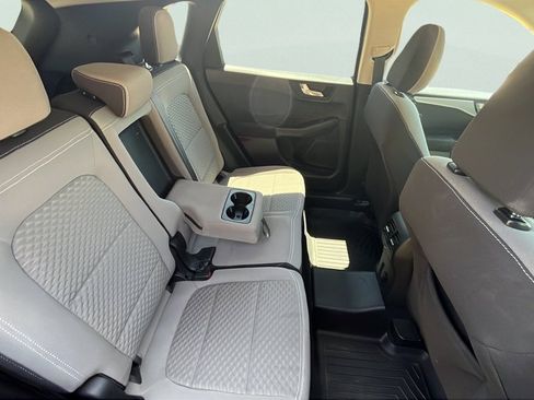 Used 2020 Ford Escape SE AWD/4WD image 18