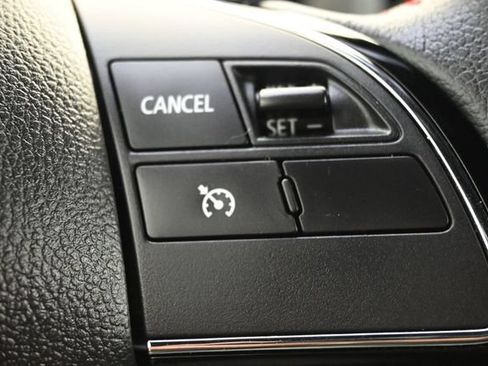 Used 2020 Mitsubishi Outlander LE FWD image 20