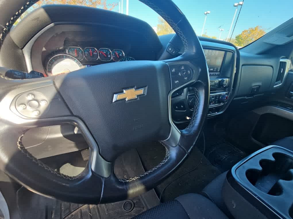 Used 2018 Chevrolet Silverado 1500 LT w/ All Star Edition AWD/4WD image 7