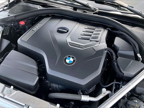 Used 2021 BMW 430i Coupe w/ M Sport Package RWD image 29
