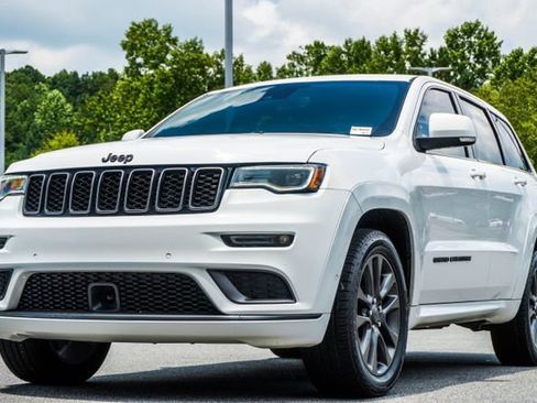 Used 2019 Jeep Grand Cherokee High Altitude AWD/4WD image 9