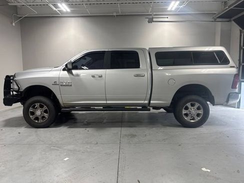 Used 2017 RAM 2500 SLT AWD/4WD image 11