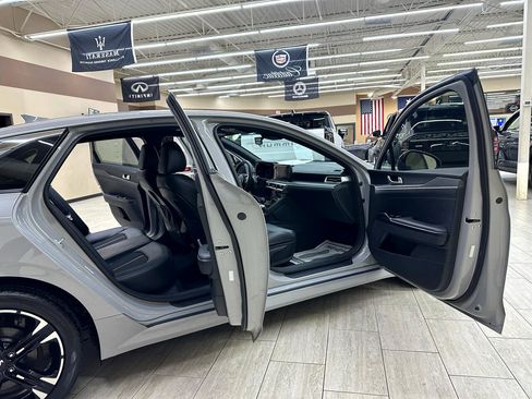 Used 2023 Kia K5 GT-Line w/ GT-Line Premium Package image 11