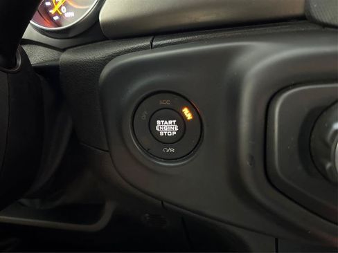 Used 2019 Jeep Wrangler Unlimited Sport S AWD/4WD image 27