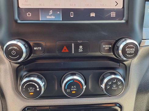 Used 2024 RAM 2500 Big Horn image 19