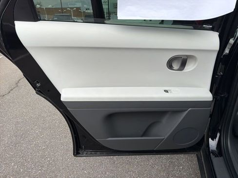 New 2026 Hyundai Ioniq 5 SEL image 12