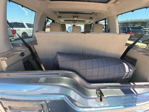 Used 2012 Land Rover LR4 AWD/4WD image 24
