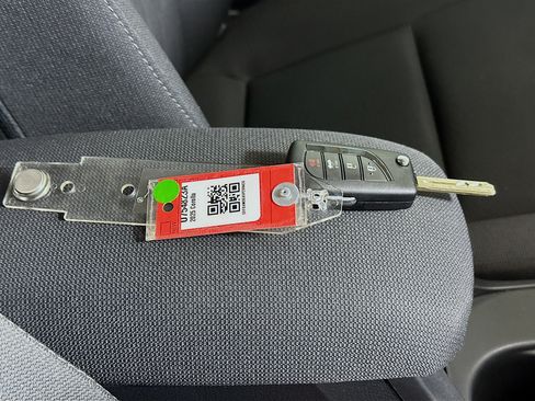 Used 2025 Toyota Corolla LE FWD image 32