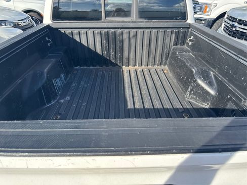 Used 2020 Toyota Tacoma SR image 14