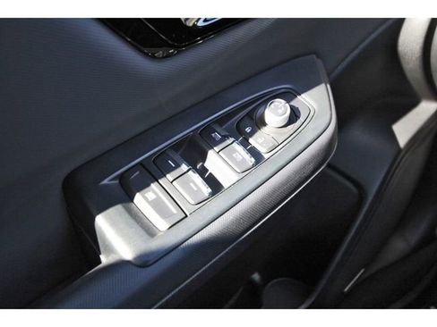 Used 2025 Subaru Forester Sport image 22