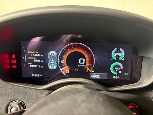 Used 2018 McLaren 570S Spider image 16