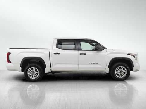 Used 2025 Toyota Tundra SR5 AWD/4WD image 7