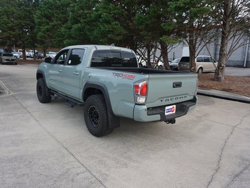 Used 2022 Toyota Tacoma TRD Off-Road w/ Technology Package AWD/4WD image 20