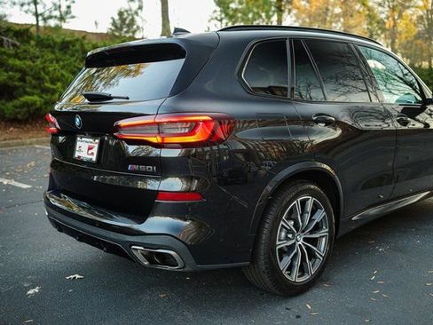 Used 2023 BMW X5 M50i w/ Executive Package image 9